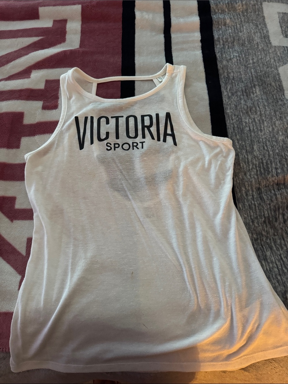 Victoria Sport tank top